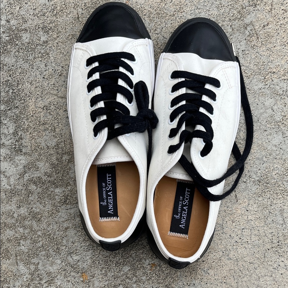 Angela Scott White Canvas Sneakers with Black Accents - Picture 2 of 5